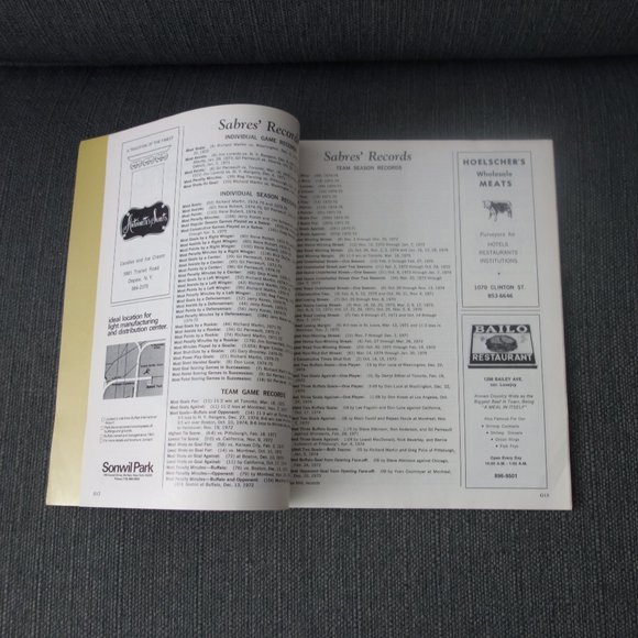 Goal Magazine Buffalo Sabres vs Boston Bruins Program Friday December 26th 1975 - Picture 9 of 14